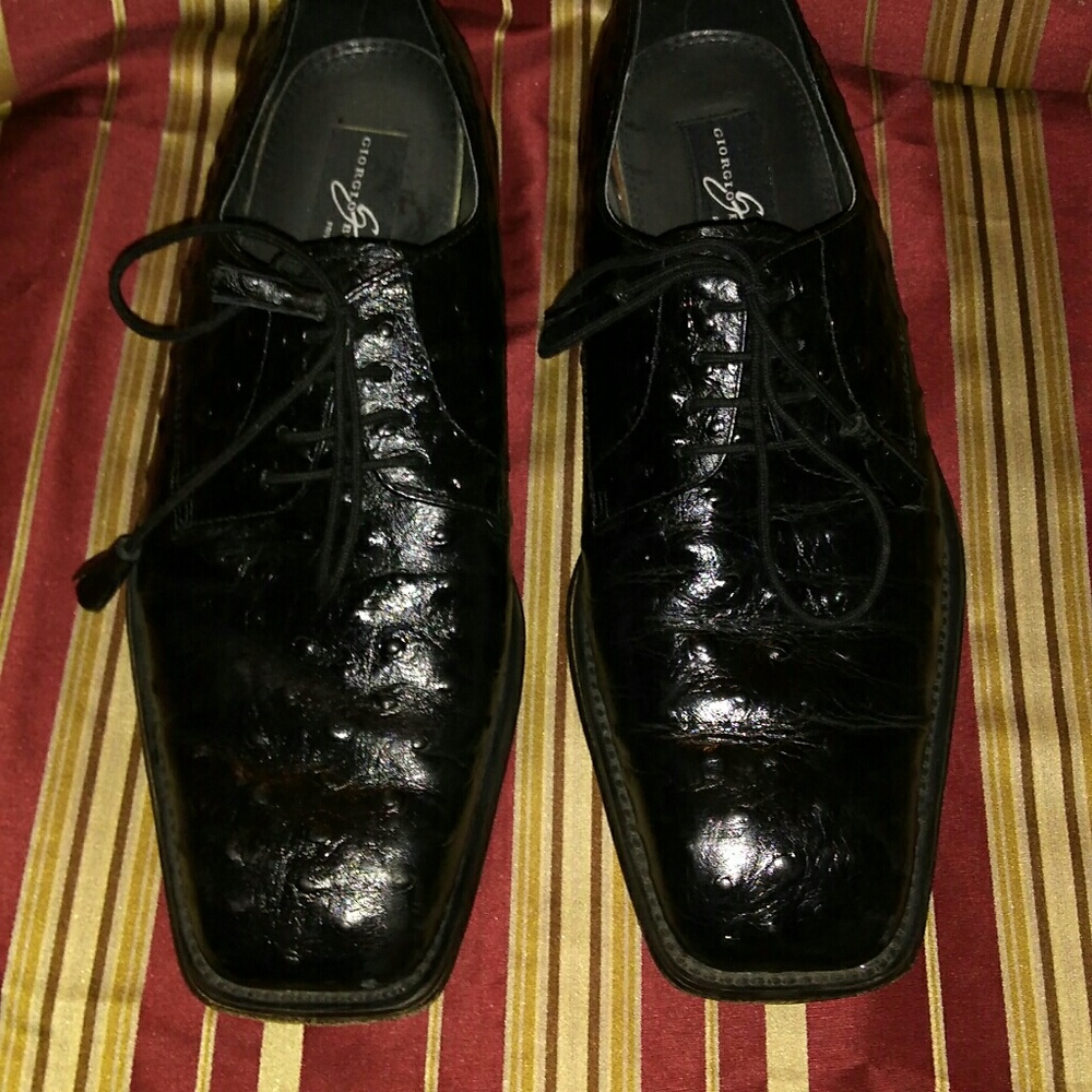 Men's dress shoes